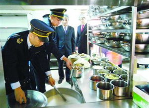 七 管 齐下治理食品安全一 网 打尽黑工厂黑窝点